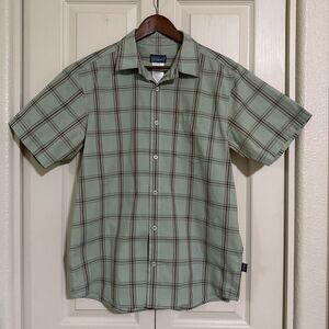 Patagonia #53961 Mens Fezzman Button Front SS Shirt Breen / Brown Plaid Size Med